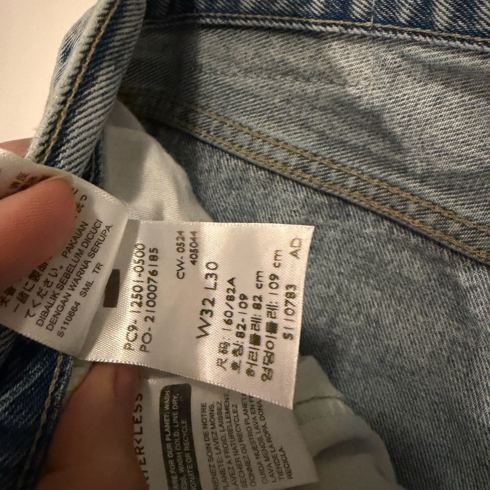 Levi's 501 women's jeans, light blue, size W32 L30 - Picture 10 of 10